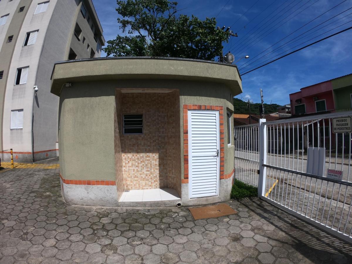 Apto Pertinho Da Praia - Lindo E Equipado! Internet 400Mb E 3 Tvs - Completo! Tv A Cabo อูบาตูบา ภายนอก รูปภาพ