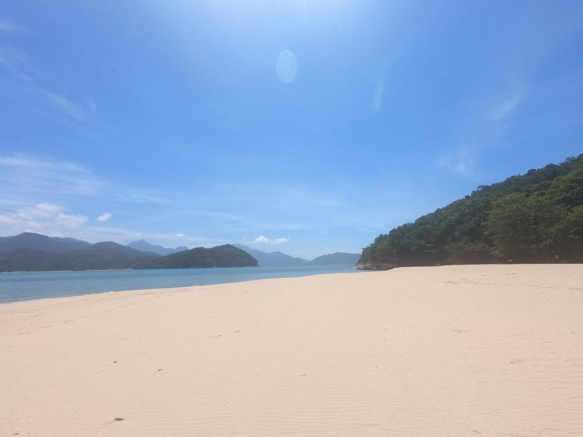 Apto Pertinho Da Praia - Lindo E Equipado! Internet 400Mb E 3 Tvs - Completo! Tv A Cabo อูบาตูบา ภายนอก รูปภาพ